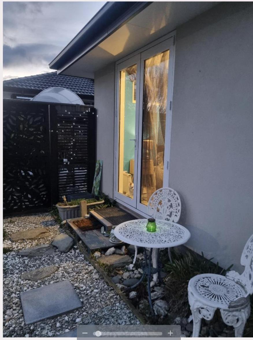 Banbury Deluxe With Spa Bath! Private Courtyard! 퀸즈타운 외부 사진